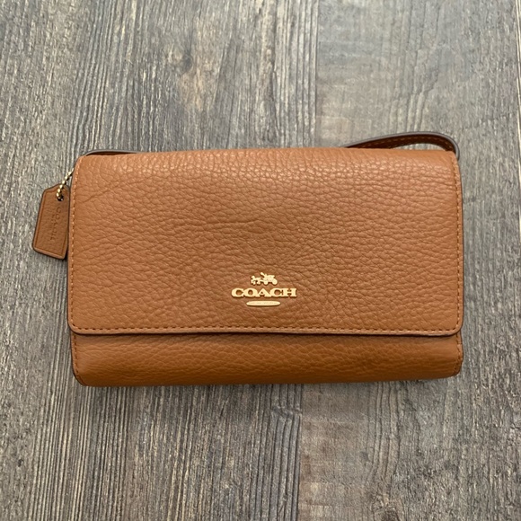 COACH Convertible Crossbody Wallet Purse - Picture 2 of 5